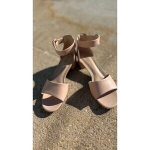 Clarks Ultimate Comfort Nude Block Heel Sandals Womens 8.5 Ankle Strap
